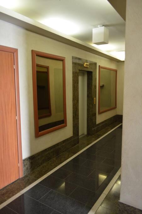 Luxury Apartment With A Balcony And View In Riga Old Town Экстерьер фото