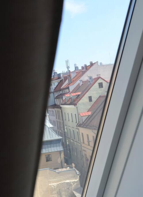Luxury Apartment With A Balcony And View In Riga Old Town Экстерьер фото